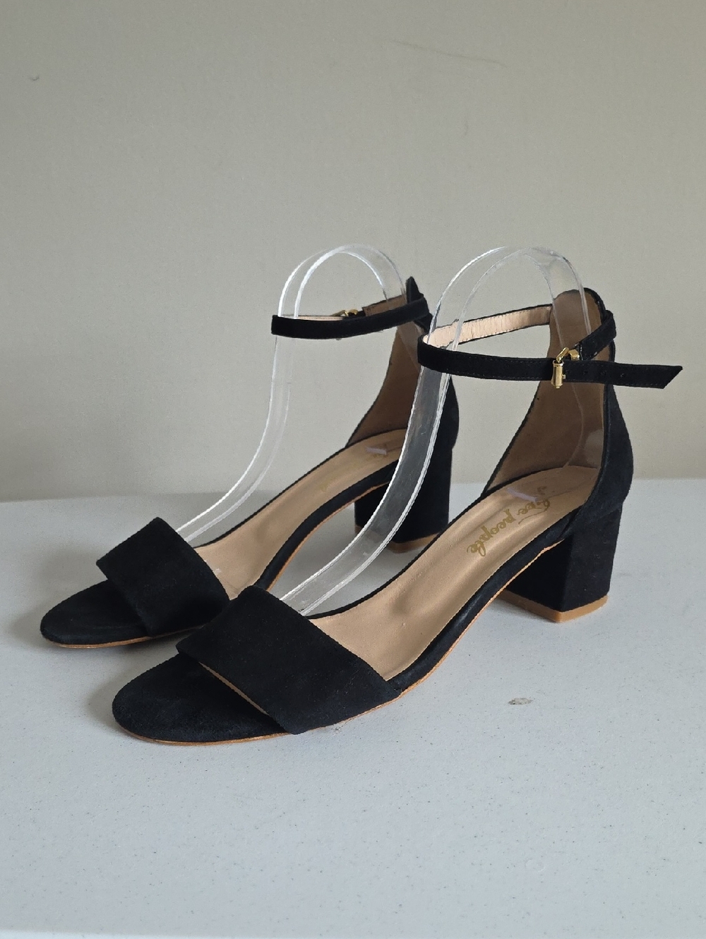 FREE PEOPLE | black faux suede ankle strap block heel sandals sz 40
